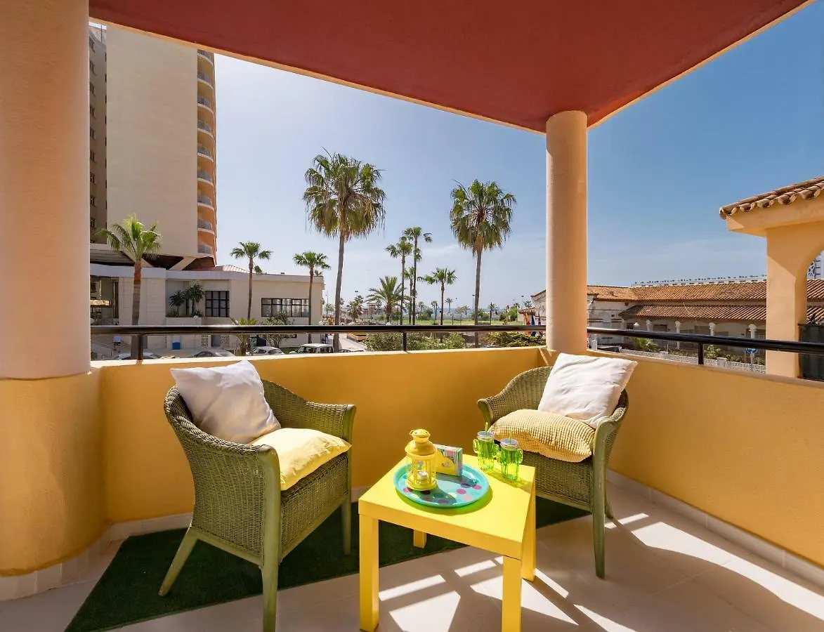 Sea & Sun Beach Apartment Торремолинос